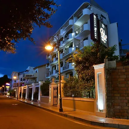 Apartment In Sicily Including Breakfast *