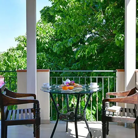 In Sicily Including Breakfast Apartment